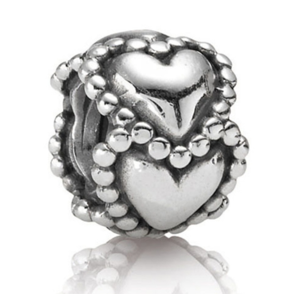 Pandora Everlasting Love Heart Charm Retired